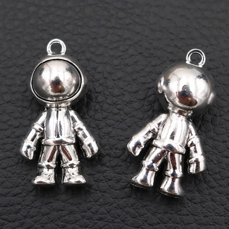 

3pcs Silver Plated 3D Space Astronaut Pendant Hip Hop Necklace Metal Accessories DIY Charm Jewelry Crafts Making 32*18mm A66