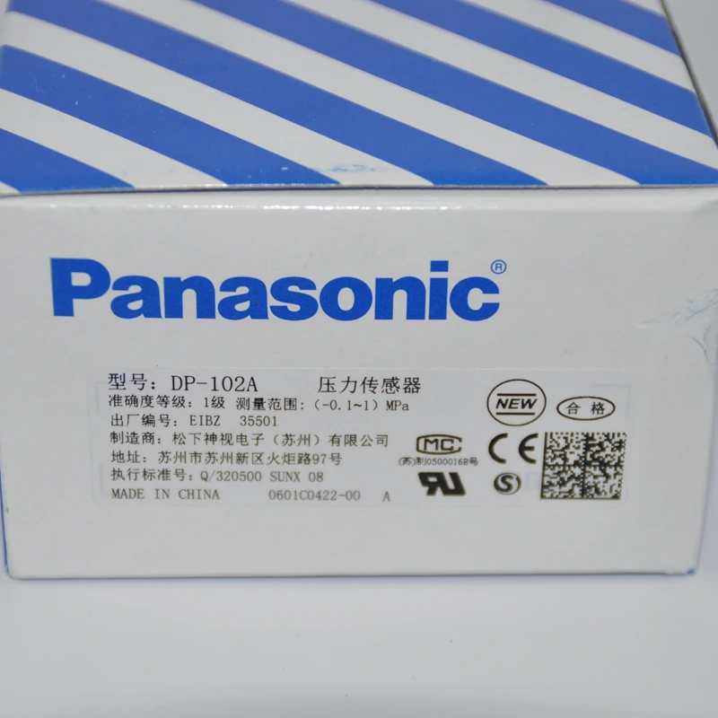 

New original Dual Display Digital Pressure Sensor DP-102A SUNX Sensor