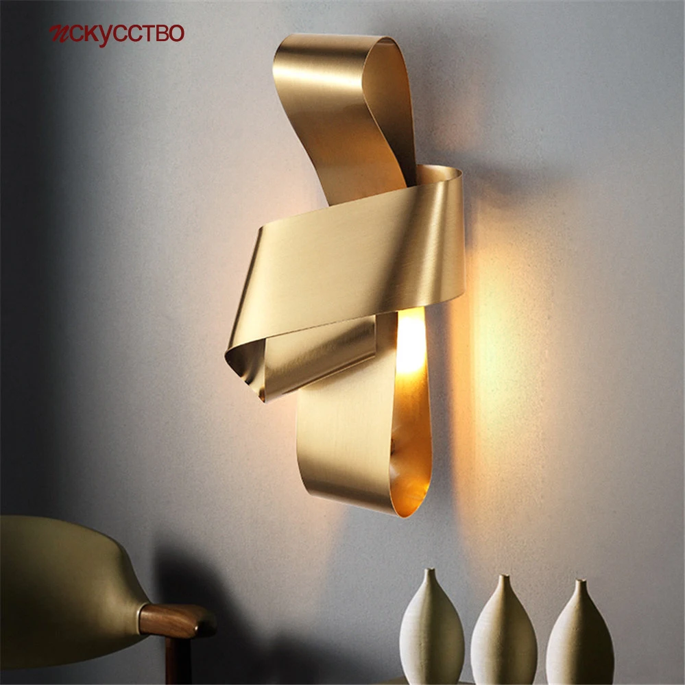 

Американский арт-деко латунный скрученный металлический настенный светильник Современный домашний декоративный светодиодный осветитель...