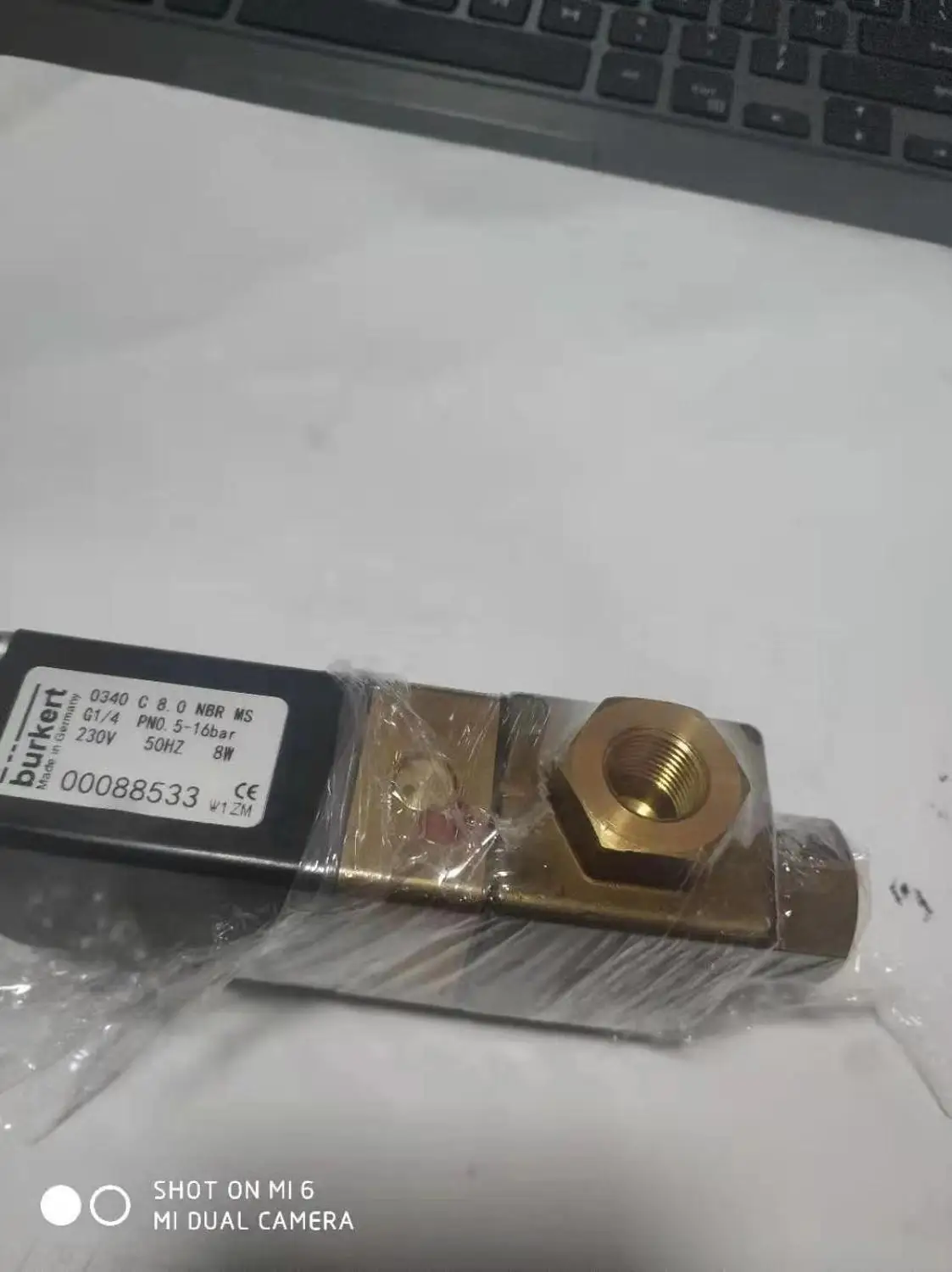 Новый Burkert 0340 C 8 0 NBR MS G1/4 5-16BAR 230 В 50 Гц Вт