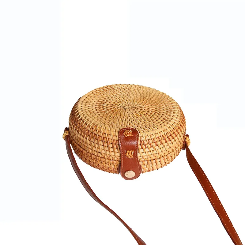 

Rattan bag, strawberry double-shoulder bucket, hard woven European and American retro women's single-shoulder factory wholesale