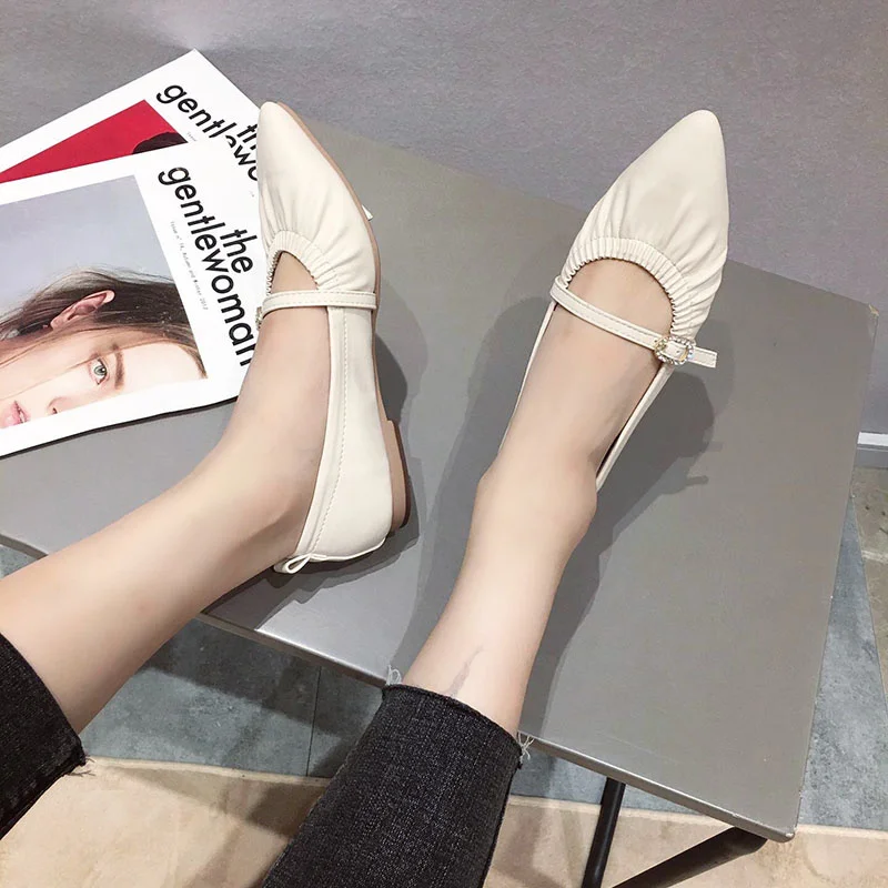Buckle Crystal Strap Flats Woman Pointed Toe Grandma Shoes Women Pleated Elastic Band Loafers Comfy Soft Bottom Moccasins Femme