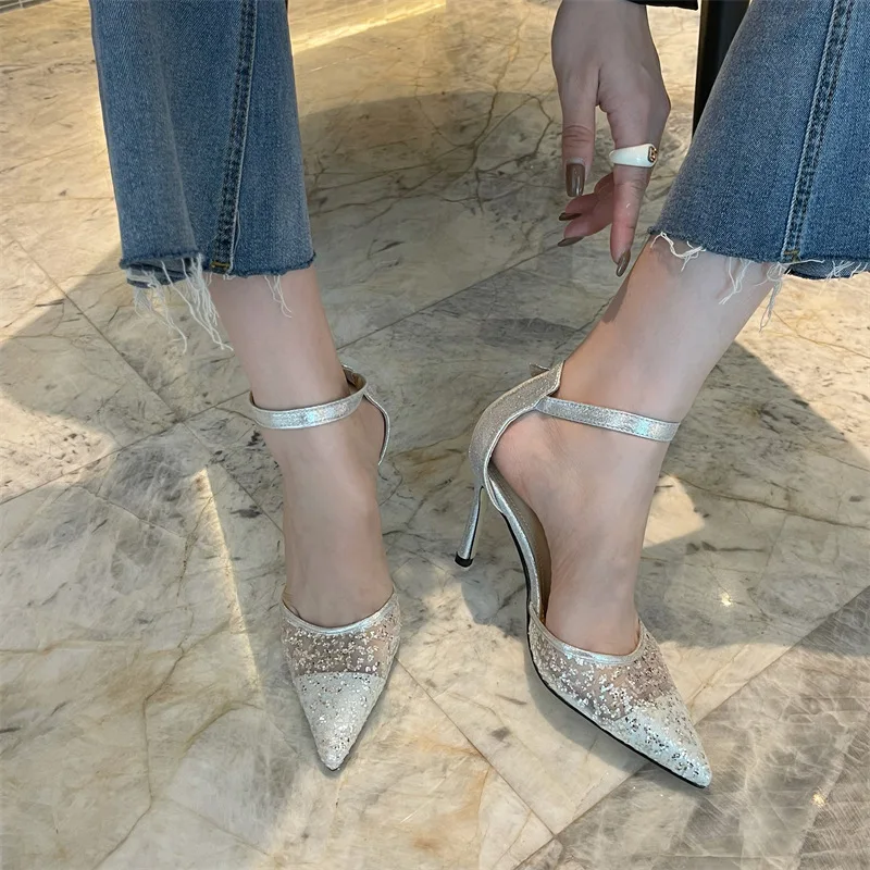 

LTARTA Summer Fashion Silver Baotou Shallow Mouth Hollow Word Buckle Single Shoes Pointed Toe High Heels Women Sandals ZL