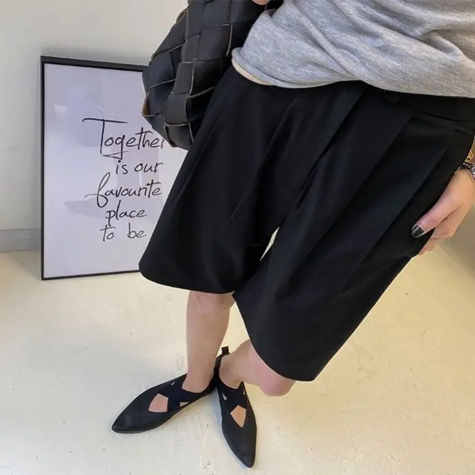 

Summer new loose leisure straight tube wear high waist Hong Kong style suit Capris show thin wide leg shorts for women