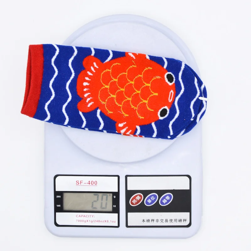 2019 новые носки с героями мультфильмов оптовая продажа креативные хлопковые