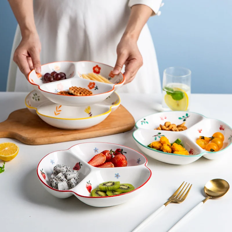 

Divided Breakfast Ceramic Dessert Plate Luxury Kawaii Kitchen Tableware Plates Dinner Serving Taart Plateau Dinner Plates ED50PZ