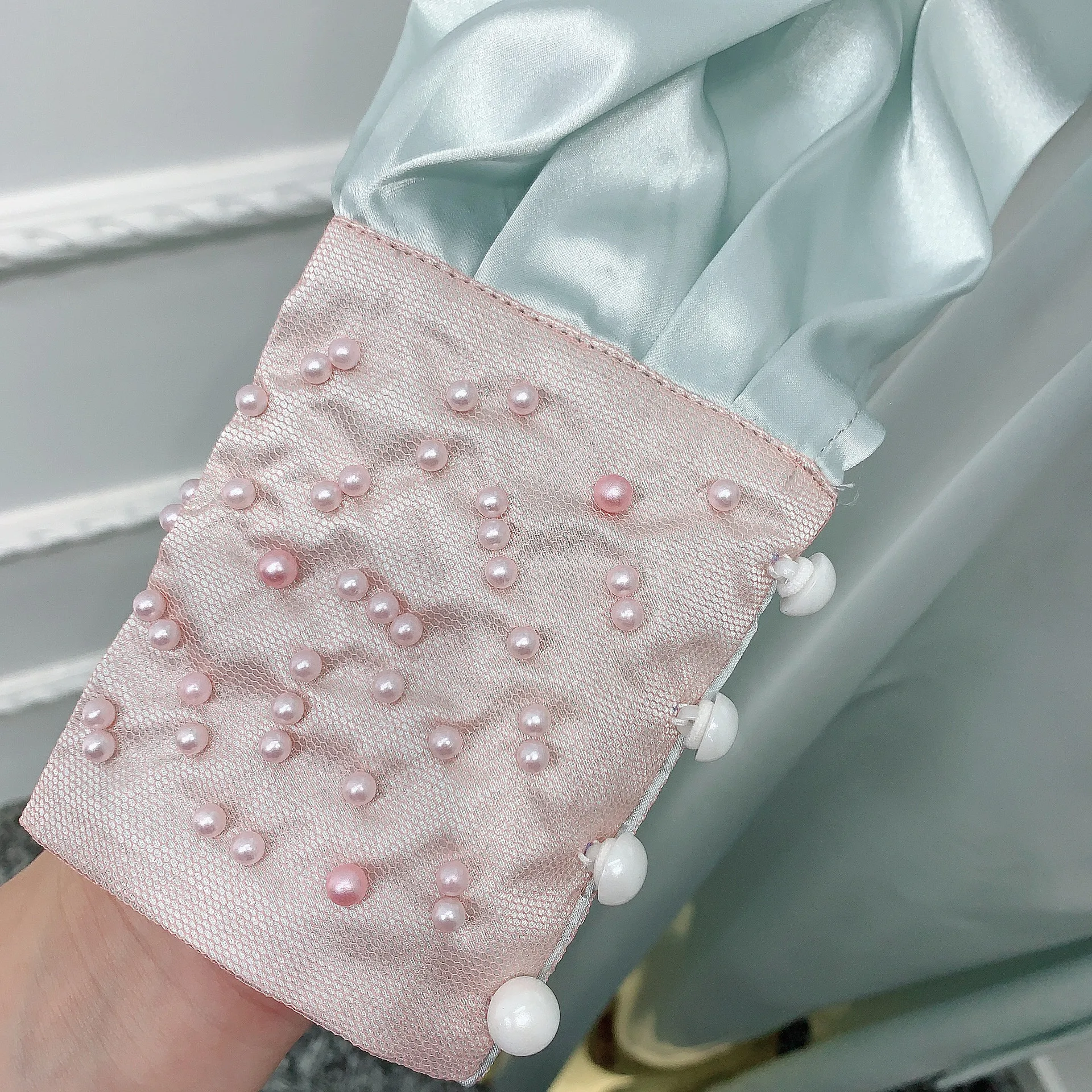 

Elegant Silk Beading Abaya Women Muslim Dress Islamic Clothing Lace-up Moroccan Kaftan Musulman Vetsidos Djellaba Jubah Robe Eid