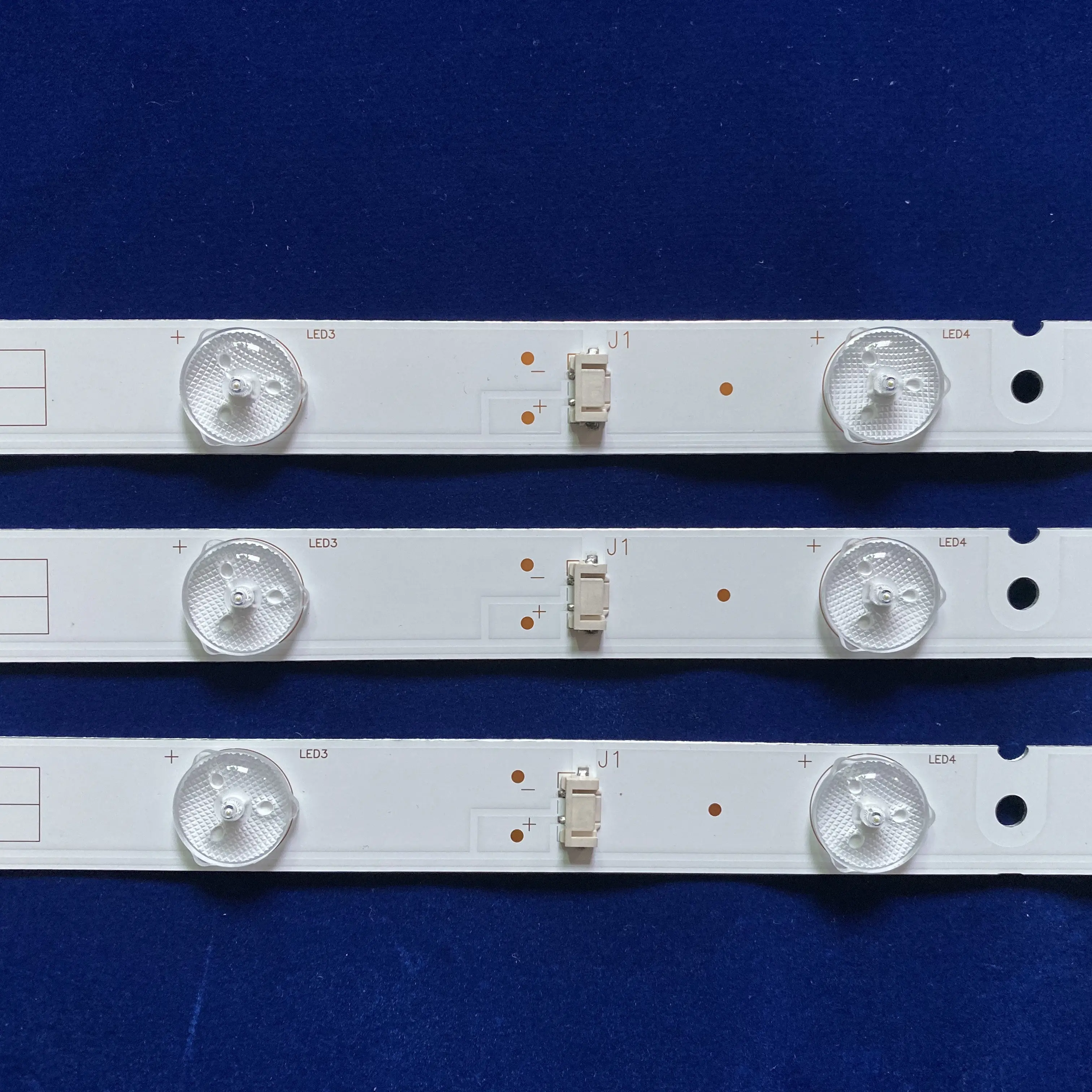Новые 3 шт/комплект светодиодный подсветка полосы 5800-W32001-3P00 05-20024A-04A для LC320DXJ-SFA2 32HX4003 7 светодиодный 607 мм