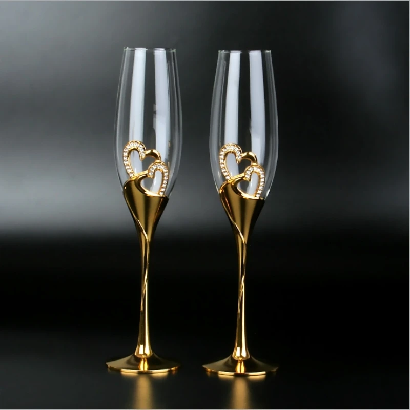 

Crystal inlaid diamond high foot red wine glass, 2 champagne glasses, one pair suit, home gift box, high grade
