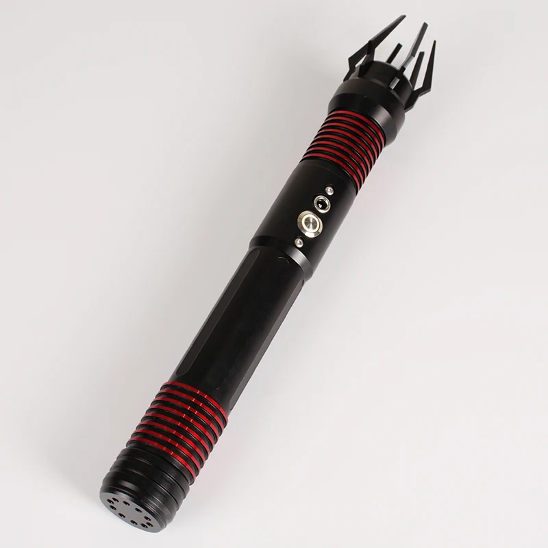 Металлическая рукоятка и световой меч с плавным поворотом для тяжелых дуэлей |