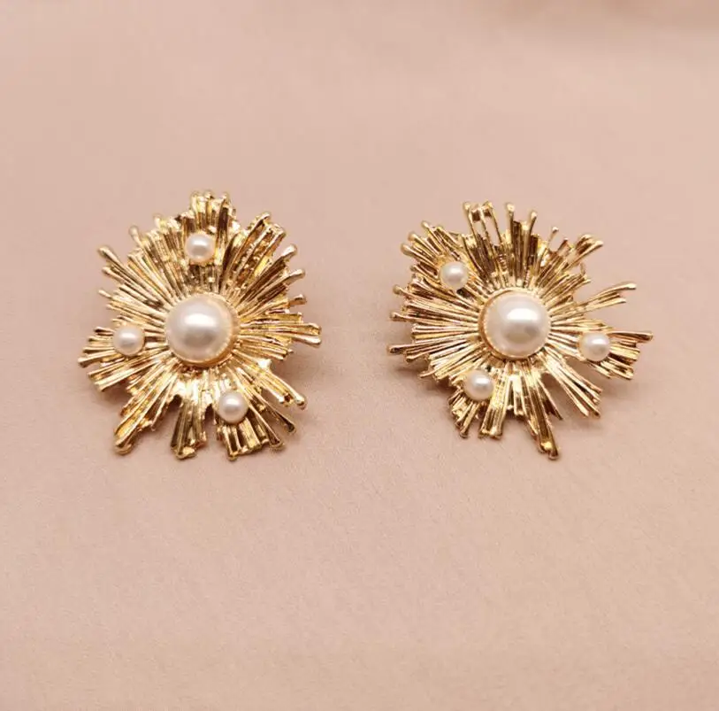 Женские серьги гвоздики с искусственным жемчугом вечерние для отпуска