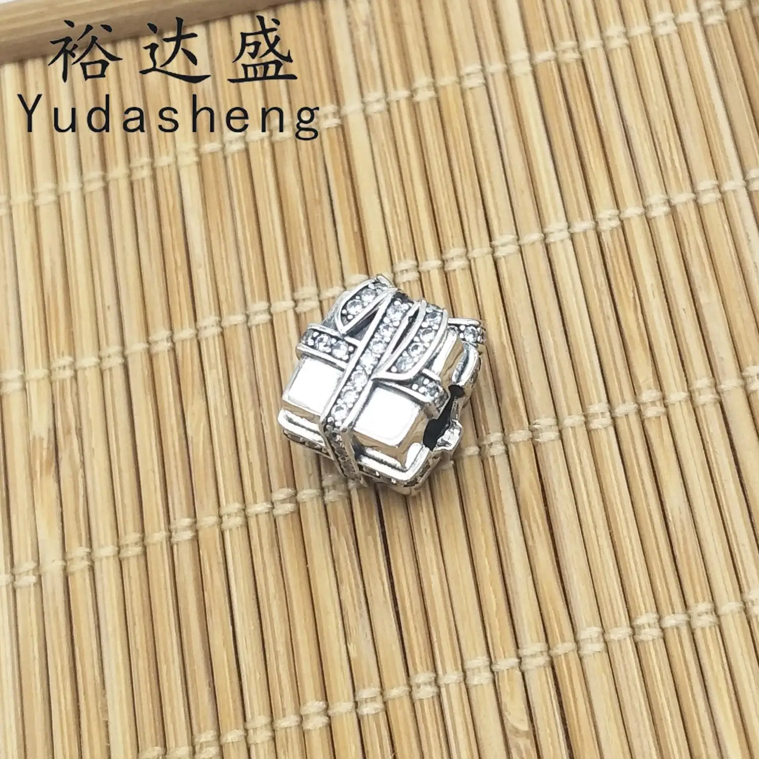 

100% 925 Sterling Silver Gift Beaded Charm Christmas Valentine's Day Wedding Anniversary Gift High Quality Jewelry