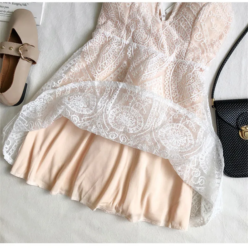 

Sanishroly Summer Women Backless Lace Dress Sexy V-Neck Spaghetti Strap Dresses Female Sleeveless A-Line Mini Dress Vestidos 936