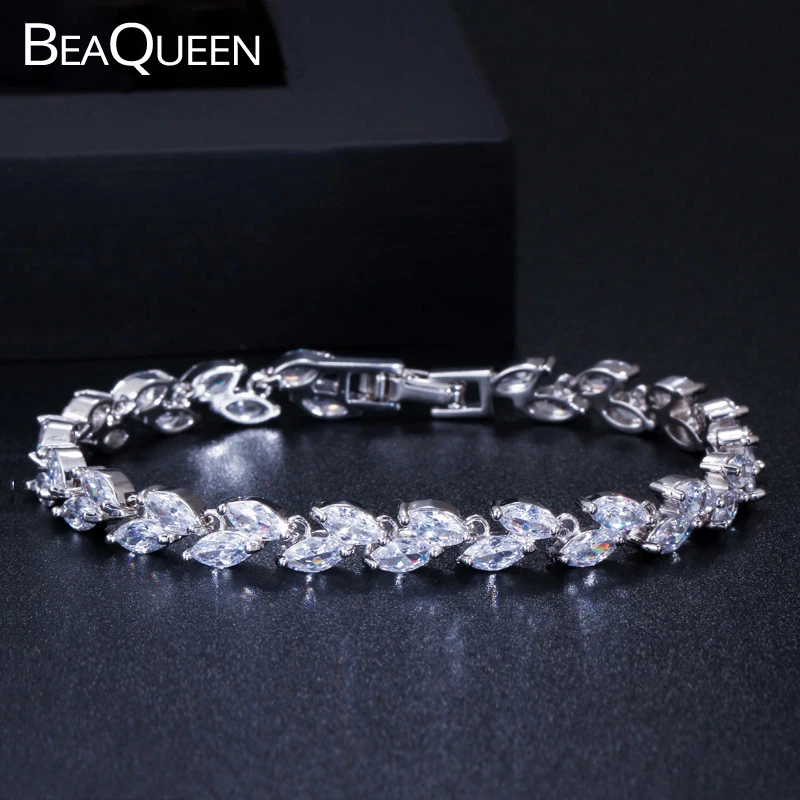 Женский теннисный браслет BeaQueen стильный серебряного цвета с кубическим