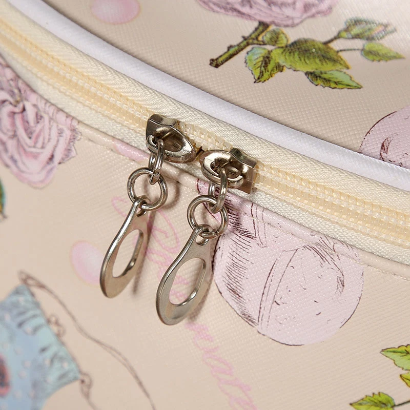 

Large Capacity Travel Makeup Bag Cosmetic Bag Makeup Case Organizer Makeup Bag Storage Bag for Women and Girls