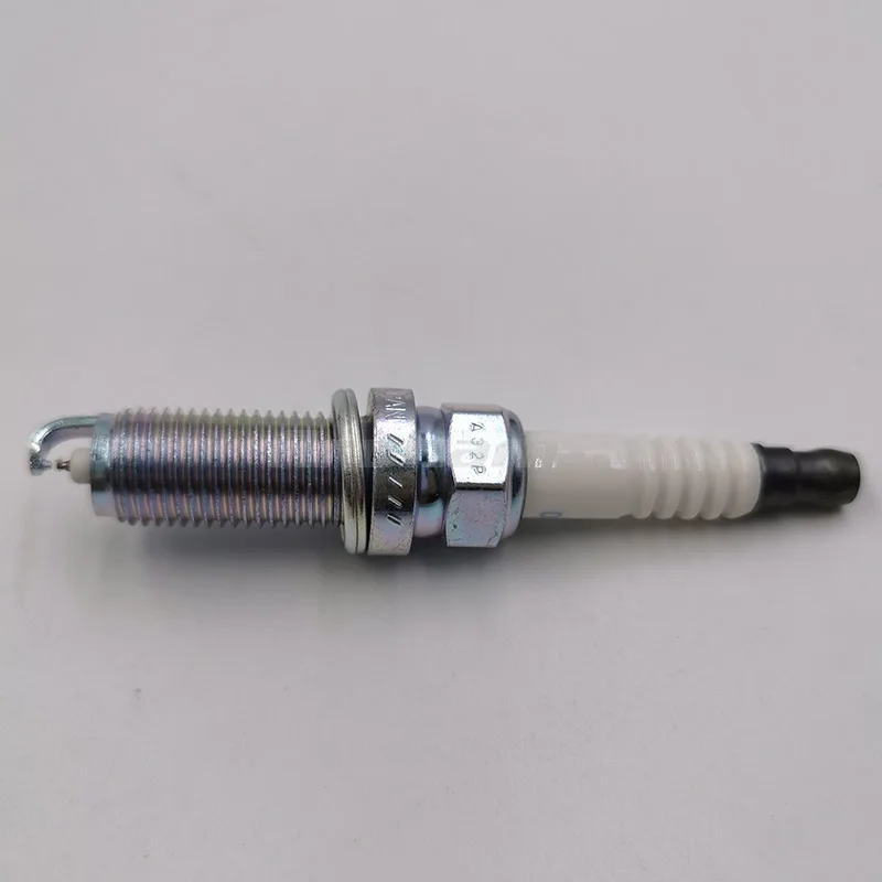 4 шт./лот новая двойная Свеча зажигания Iridium 22401 JA01B DILKAR6A11 для Nissan Altima Rogue Sentra 22401JA01B