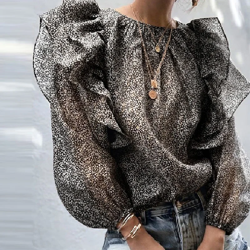 Блузка с оборками и рукавами-фонариками |