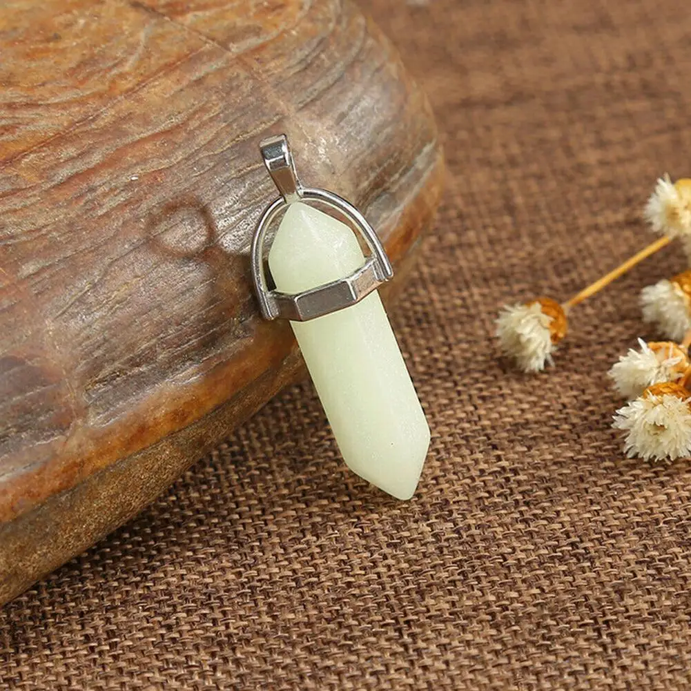 

Dark Luminous Stone Fluorescent Hexagonal Column Necklace Bullet Stone Glowing Dark Pendant Crystal in Necklace Natural Who V1W3