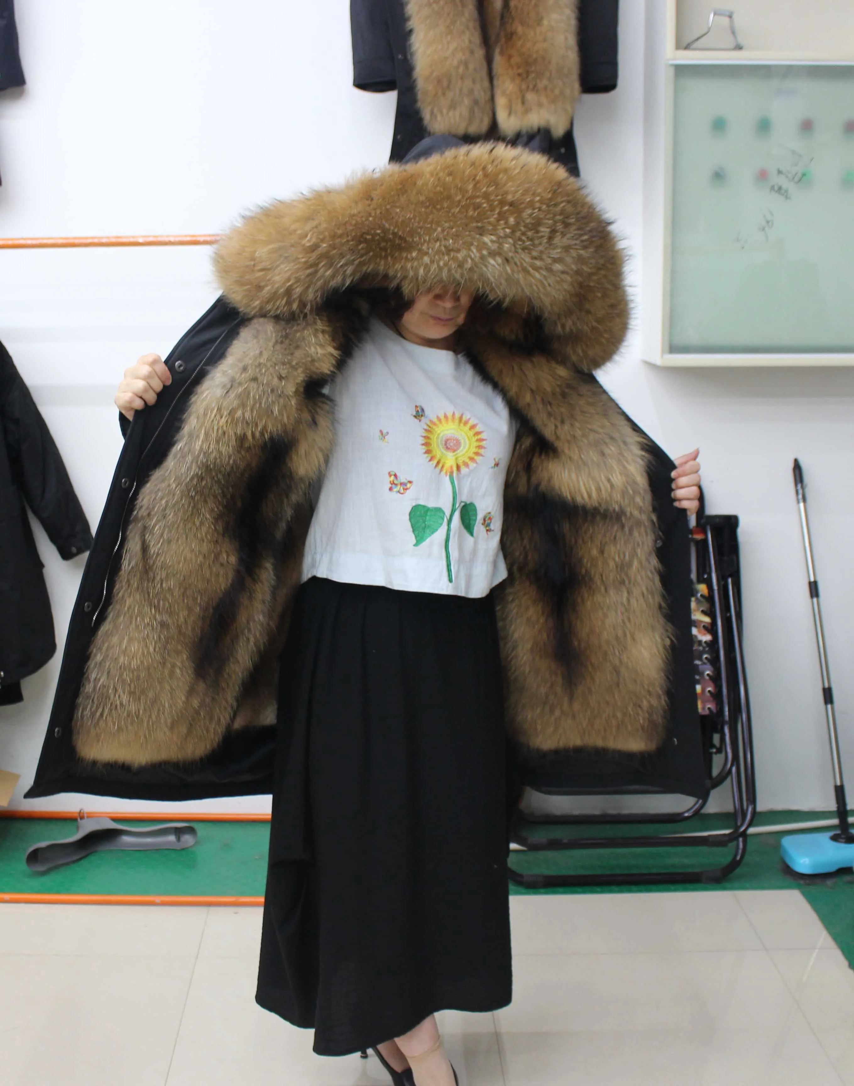 Linhaoshengyue  Fashion Women Overcoming Raccoon Fur Hood Collar  Raccoon Fur Linink  Warm enlarge