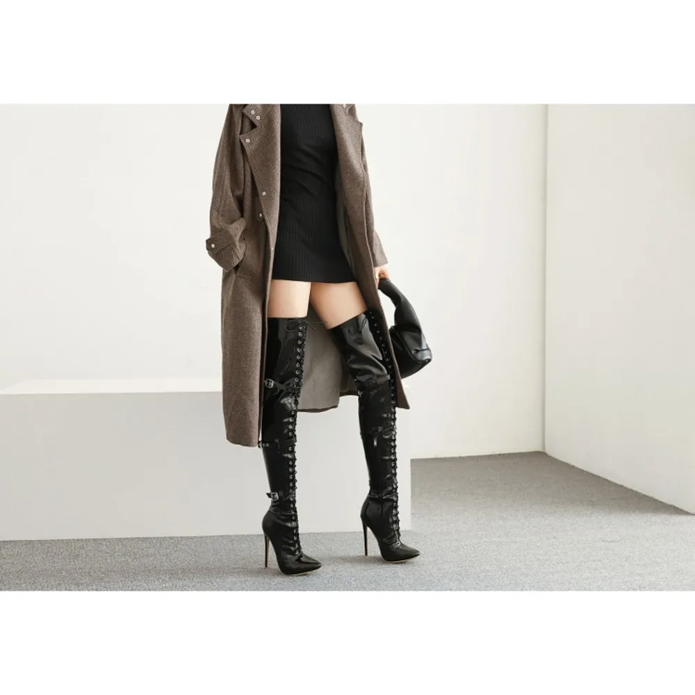 Белые модные женские сапоги выше колена на шпильке новинка 2021 зимние высоком