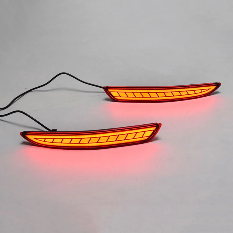 

2PCS LED Reflector Lamp Rear Fog Lamp Rear Bumper Light Brake Light for Mazda 3 Axela 2019 2020