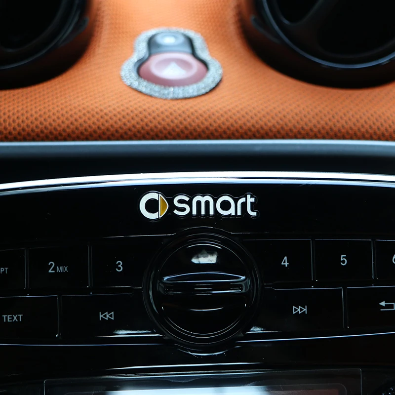 Наклейка на руль для автомобиля, украшение для Mercedes Smart 453 451 450 fortwo forfour, логотип из алюминиевого сплава, украшение