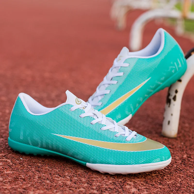 

NEW 2021 Turf Indoor Men Women Soccer Shoes Kids Futsal Cleats Hard Court Training FG Football Boots Sport Sneakers