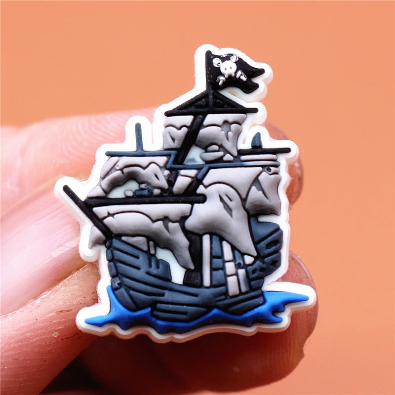 Original PVC Croc Shoe Charms Ghost Ship One Eyed Pirate Hat Flag Sandals Decorations for Jibz Kids Party Gifts Freeshipping