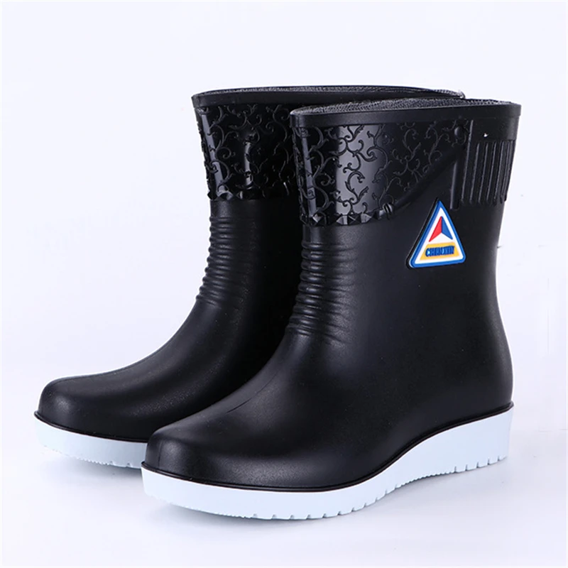 

Waterproof Rain Boots Women Anti-Skid Rainy Walking Shoes Ladies Rubber Martins Ankle Bootie Fashion Wading Shoes for Workout