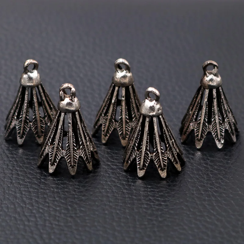 

5pcs/lot Silver Plated Badminton Charm Metal Pendants Necklaces Bracelets DIY Charms for Jewelry Making Accessories 26*18mm P371