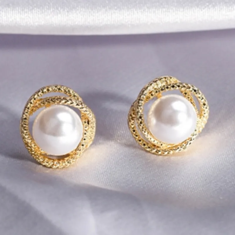 

New Cute Elegant Simulated Pearl Geometric Stud Earrings For Women Shiny Crystal Jewelry Fashion Oorbellen