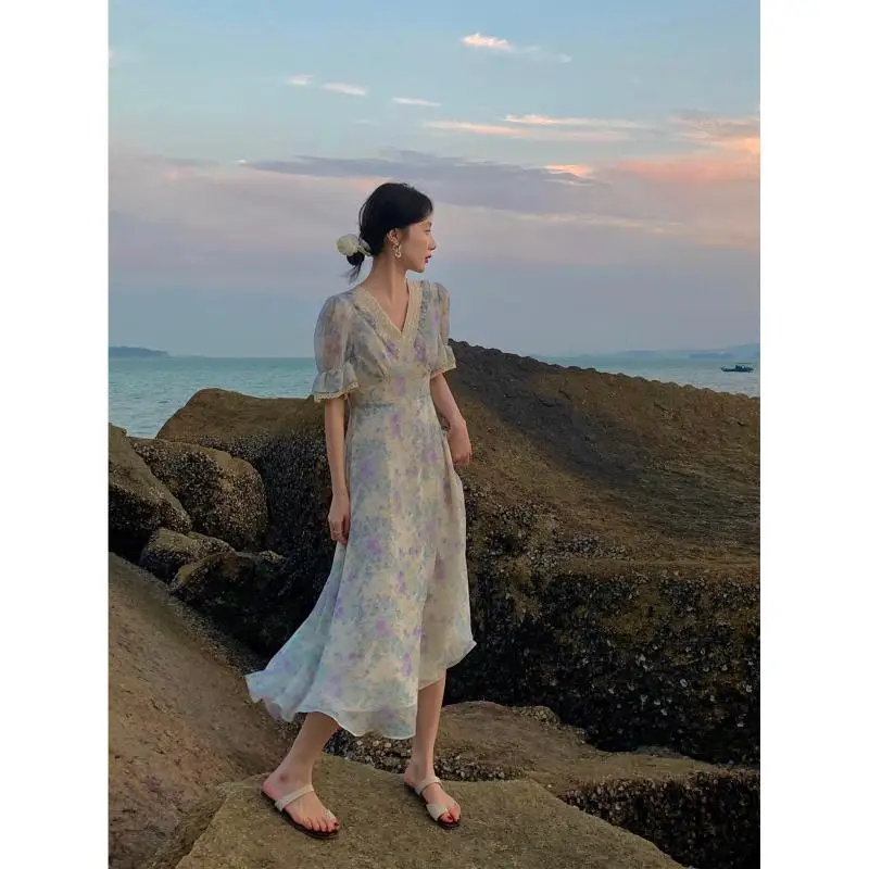 

VICONE Summer Vintage Floral Dress Elegant Short Sleeve V Neck Midi Beach Chiffon Dress for Women 2021