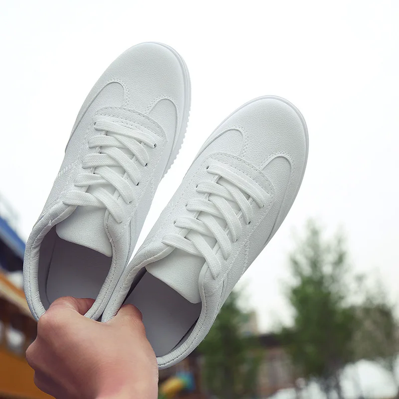 Женские нескользящие кроссовки Вулканизированная подошва модная Уличная обувь