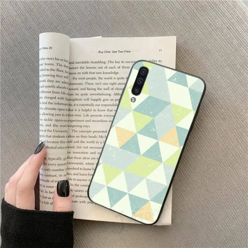 

cute Painted Colorful triangles Phone Cases For Samsung galaxy S 9 10 20 A 10 21 30 31 40 50 51 71 s note 20 j 4 2018 plus