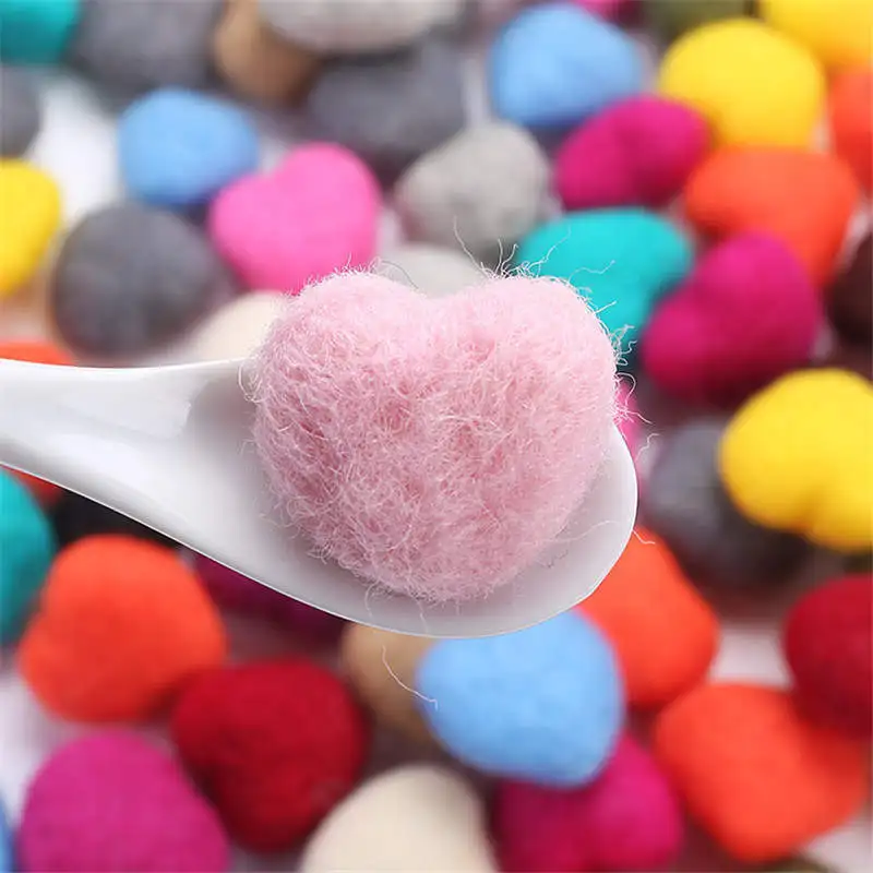 Ручной работы нитью шерстяной войлок сердце подвесные украшения из Красного