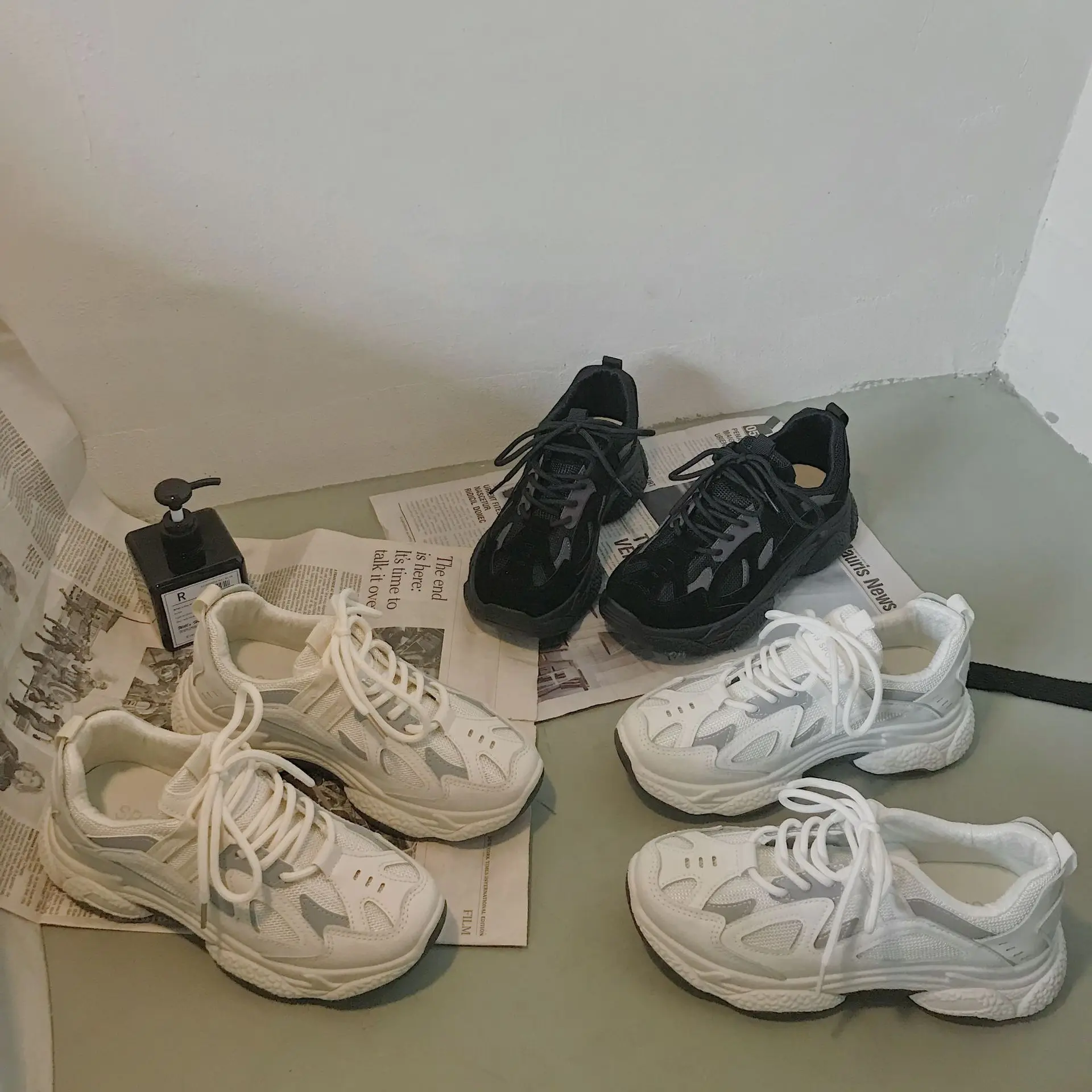 Women Sneakers Platform Chunky Fashion Mesh Casual Shoes Reflective Comfortable Thick Sole Ladies White Flats Vulcanize Shoes