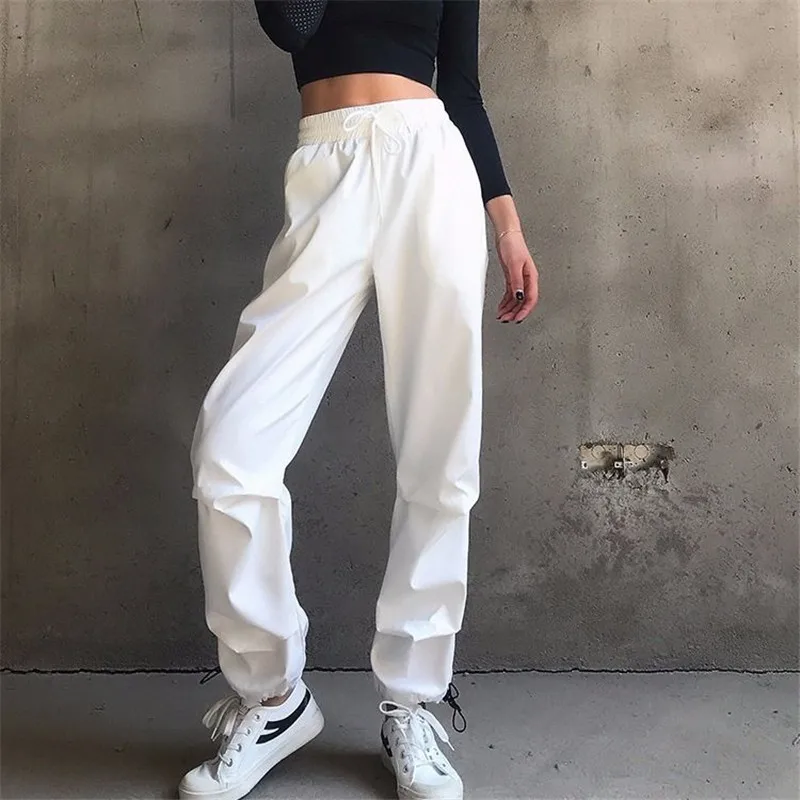 Штаны спортивные женские с высокой талией джоггеры принтом граффити