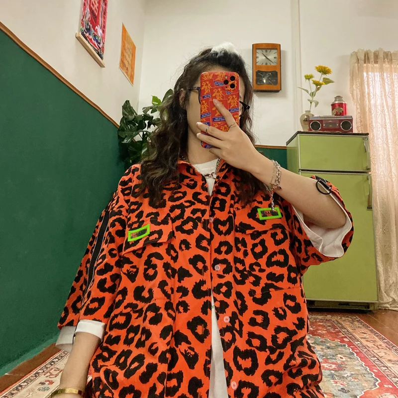 Уличная Хип-Хоп Ретро Гонконгская леопардовая Свободная рубашка с большими
