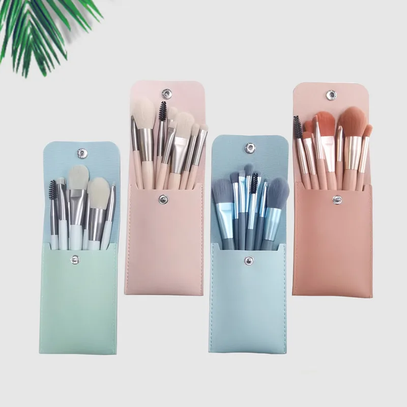

8PCS Mini Makeup Brush Set With Wooden Handle New Portable Beginner Soft Hair Beauty Tool Brush