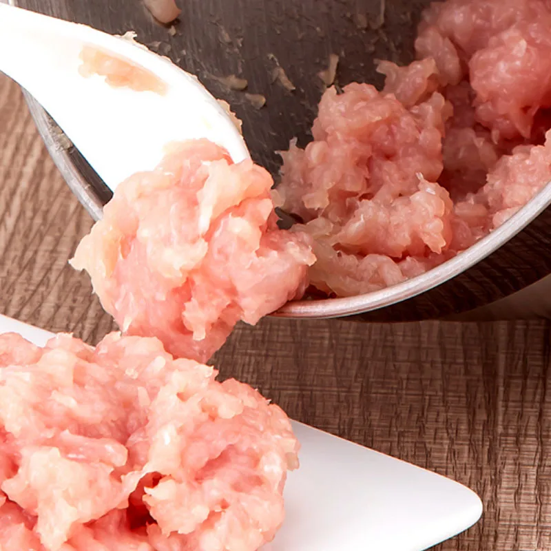 Для мясорубки в 220 В используется многофункциональный Электрический блендер из