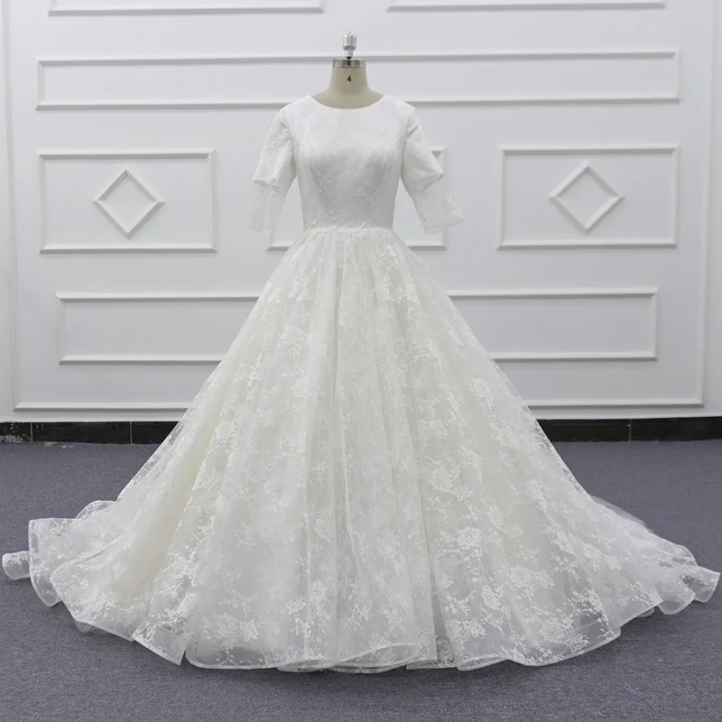 

Molanda Hung 2021 High quality Custom Made Bridal Dress Ball Gown O-Neck Appliques Lace Draped Zipper Global Shipping SJ071