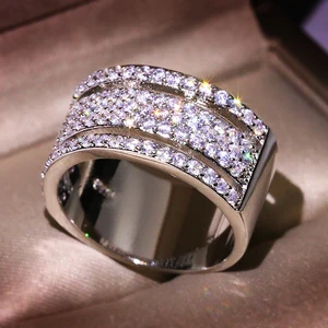 Женское кольцо из серебра 925 пробы, с фианитами