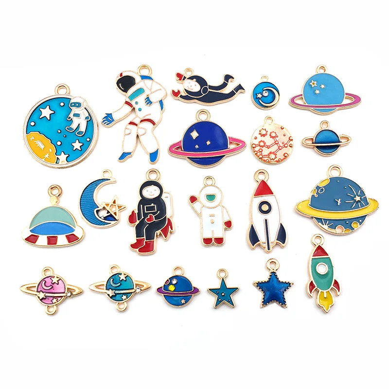 

20pcs/lot Alloy Space Astronaut Enamel Charms Pendant for jewelry Making DIY Necklace Bracelets Handmade Jewelry Finding