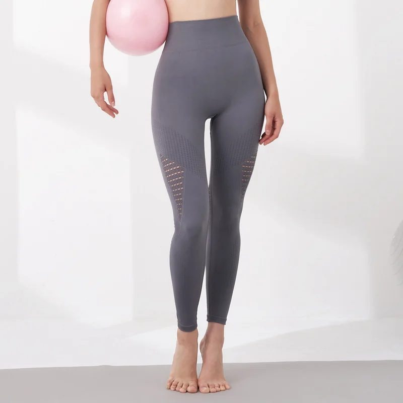 

2022 new women's Yoga Pants fitness pants breathable mesh sports Capris k793