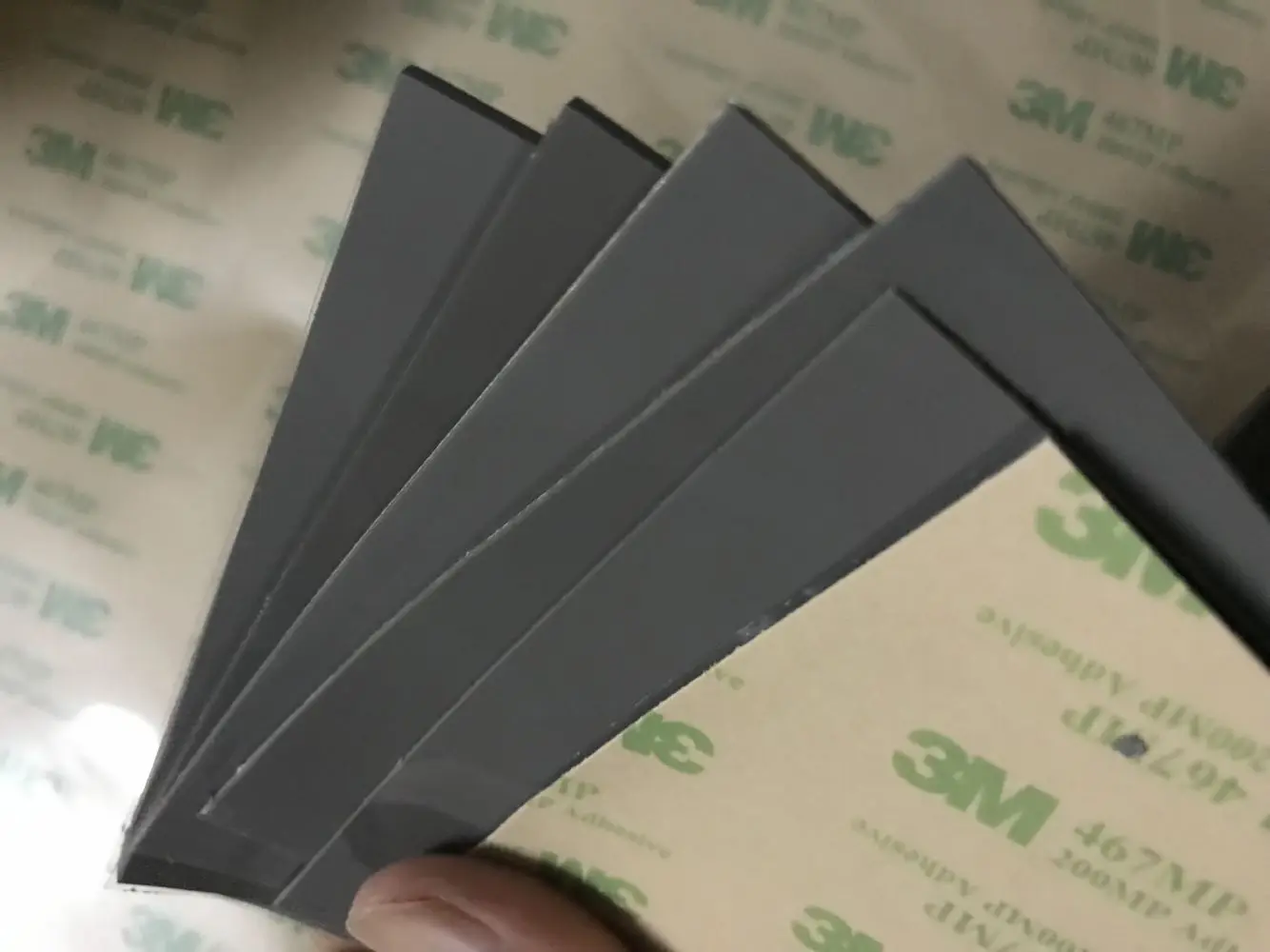 

Силикагель с высокой теплопроводностью, 6 Вт, 3 м, Односторонний клей, 467, 100 мм * 100 мм, охлаждающая силиконовая прокладка для процессора