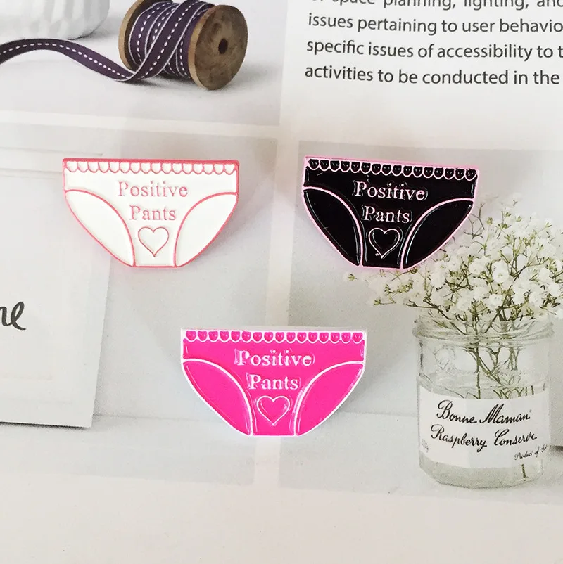 3 булавки мультфильм сексуальные трусики бикини Броши для женщин креативные