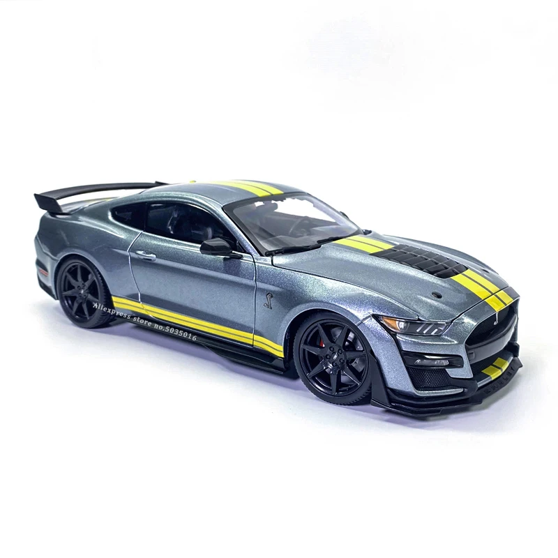 

Maisto 1:18 2020 New Ford Shelby GT500 Alloy Retro Car Model Classic Car Model Car Decoration Collection gift