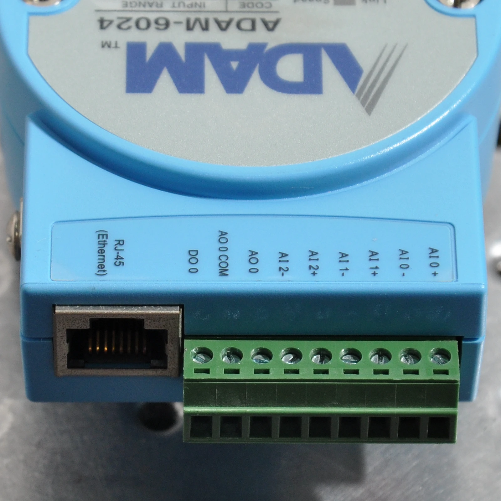 Advantech adam 6024 поддерживает 12 каналов MODBUS изолированный универсальный модуль