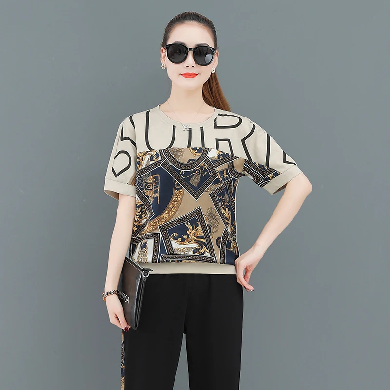

Summer Runway Retro Print Shorts Set Women O- Neck Short Sleeve Shirts Tops + Pocket Pant Female 2 Piece Set Outfits Summer