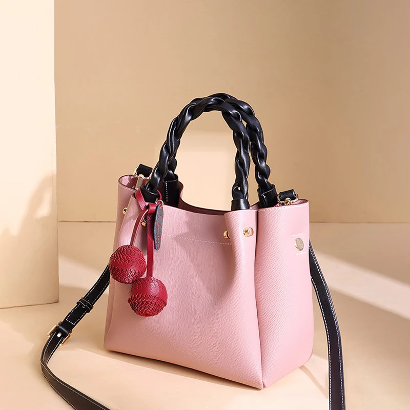 Женская сумка-мешок с украшением в виде вишни вместительная шикарная мягкая